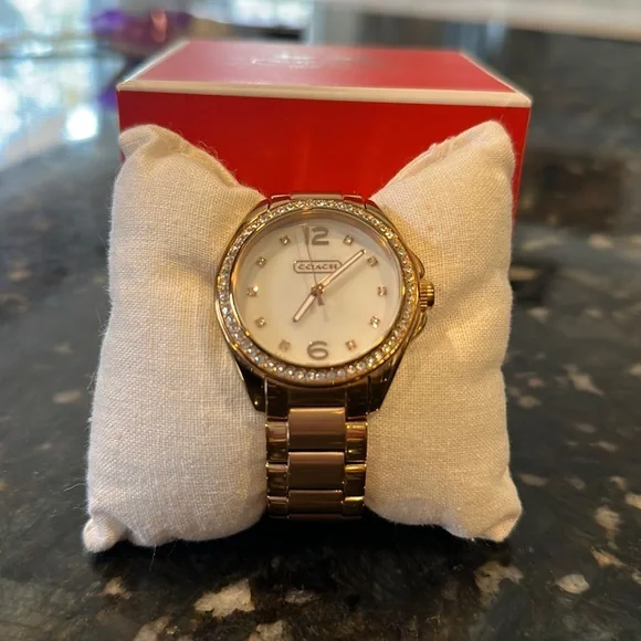 Used Coach rose gold watch s-l400.jpg main image 4